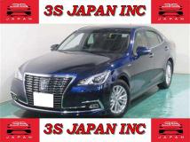2015 Toyota Crown Hybrid