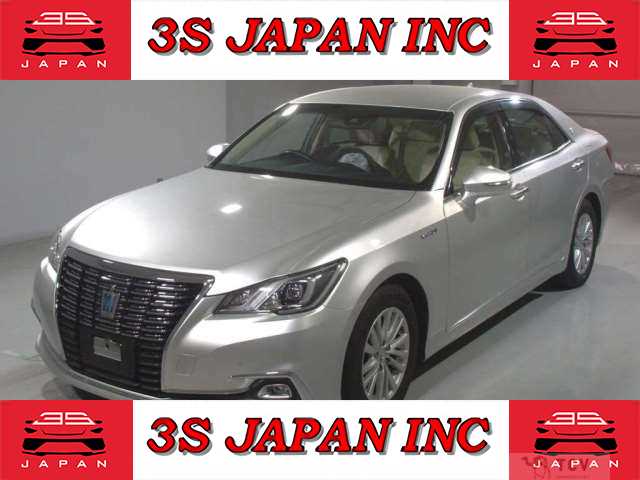 2016 Toyota Crown Hybrid