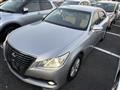 2015 Toyota Crown Hybrid