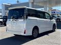 2014 Toyota Voxy