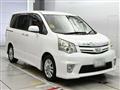 2012 Toyota Noah