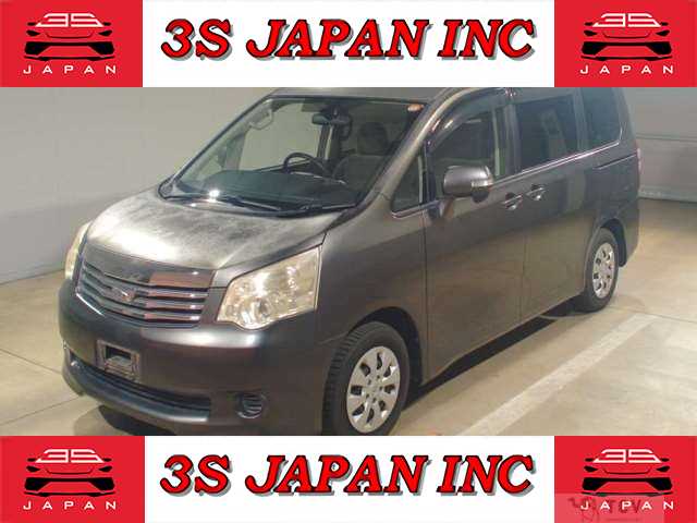 2010 Toyota Noah