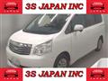 2013 Toyota Noah