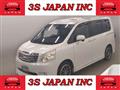 2013 Toyota Noah