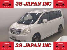 2013 Toyota Noah