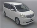 2013 Toyota Noah