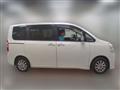 2013 Toyota Noah