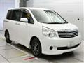 2012 Toyota Noah