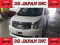 2013 Toyota Noah