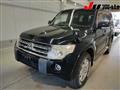 2010 Mitsubishi Pajero