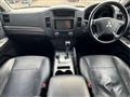 2011 Mitsubishi Pajero
