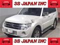 2013 Mitsubishi Pajero