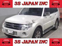 2013 Mitsubishi Pajero