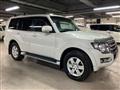 2014 Mitsubishi Pajero