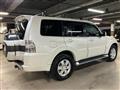 2014 Mitsubishi Pajero