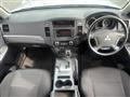 2012 Mitsubishi Pajero