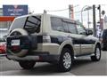 2006 Mitsubishi Pajero