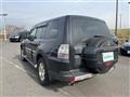 2006 Mitsubishi Pajero
