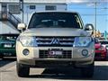 2012 Mitsubishi Pajero