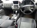 2005 Mitsubishi Pajero