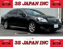 2013 Toyota Crown Majesta