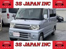 2011 Mitsubishi Town Box