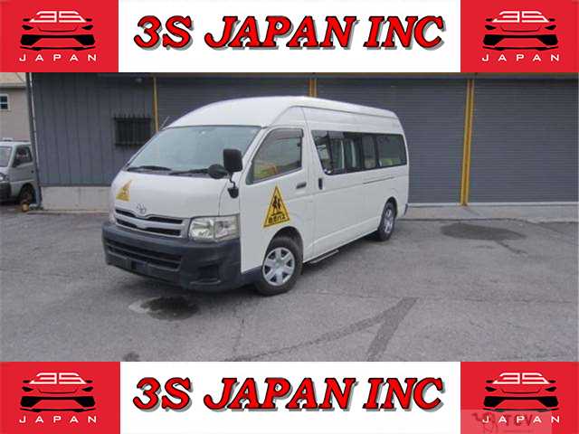 2011 Toyota Hiace Van