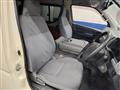2005 Toyota Hiace Van