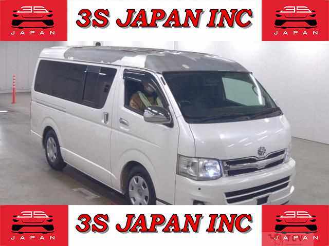 2011 Toyota Regiusace Van