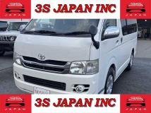 2009 Toyota Hiace Van