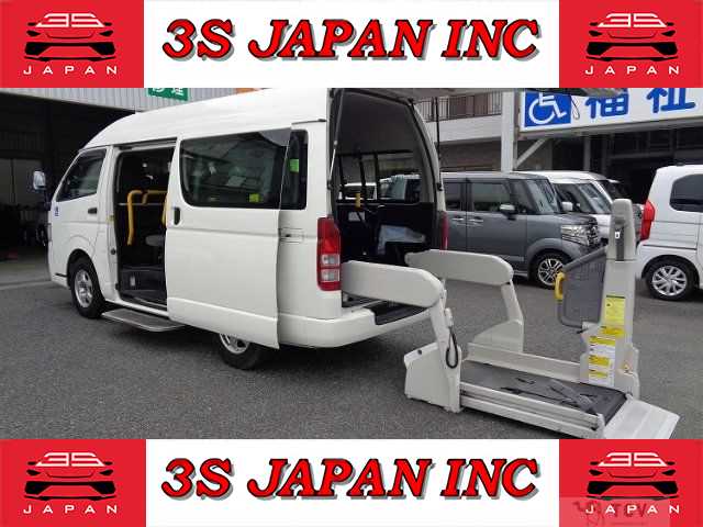 2011 Toyota Hiace Van