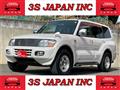 2002 Mitsubishi Pajero