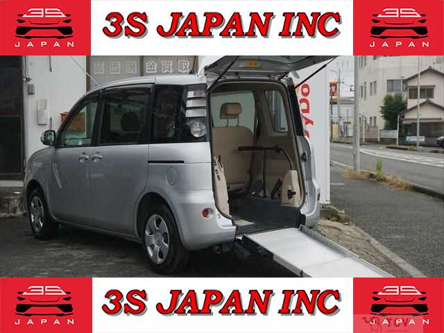 2010 Toyota Sienta