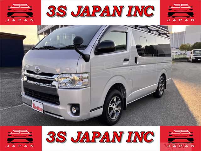 2014 Toyota Regiusace Van
