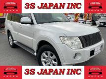 2011 Mitsubishi Pajero
