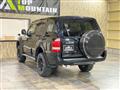 2005 Mitsubishi Pajero