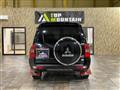 2006 Mitsubishi Pajero