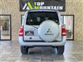 2005 Mitsubishi Pajero