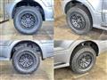 2005 Mitsubishi Pajero