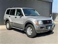 2001 Mitsubishi Pajero