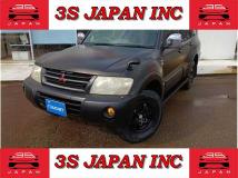 2004 Mitsubishi Pajero