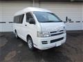 2005 Toyota Hiace