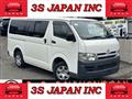 2004 Toyota Hiace Van