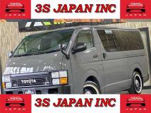 2005 Toyota Hiace Van