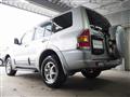 2001 Mitsubishi Pajero