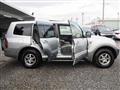 2001 Mitsubishi Pajero