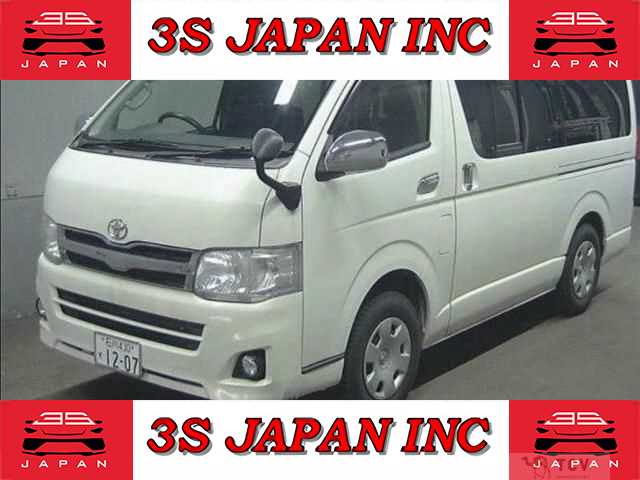 2012 Toyota Regiusace Van