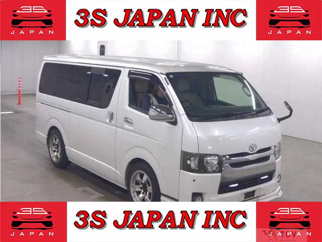 2013 Toyota Regiusace Van