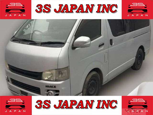 2004 Toyota Hiace Van