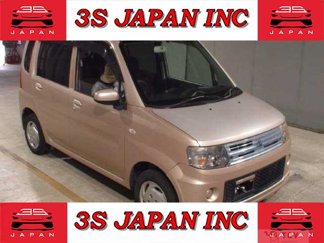 2010 Mitsubishi Toppo